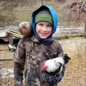 Meet your Posher, Crystal